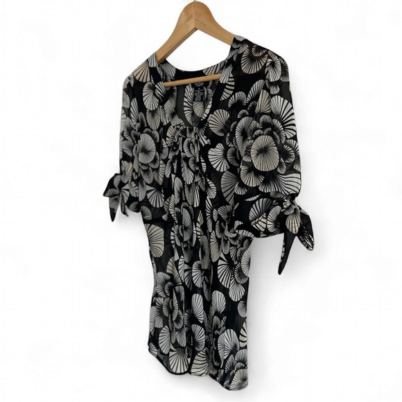 Fabulous Bob Mackie Black and White Art Deco Blouse - Picture 2 of 4